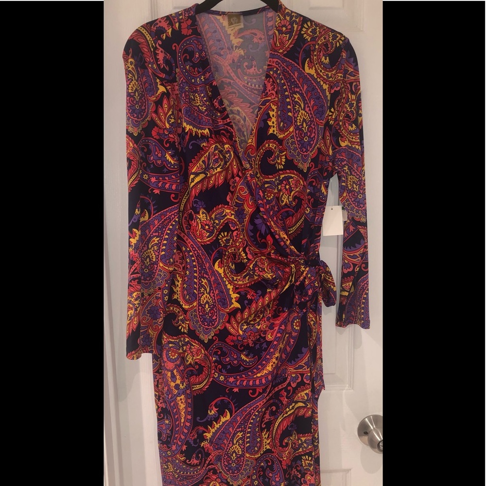 Anne Klein Wrap style dress new with tags